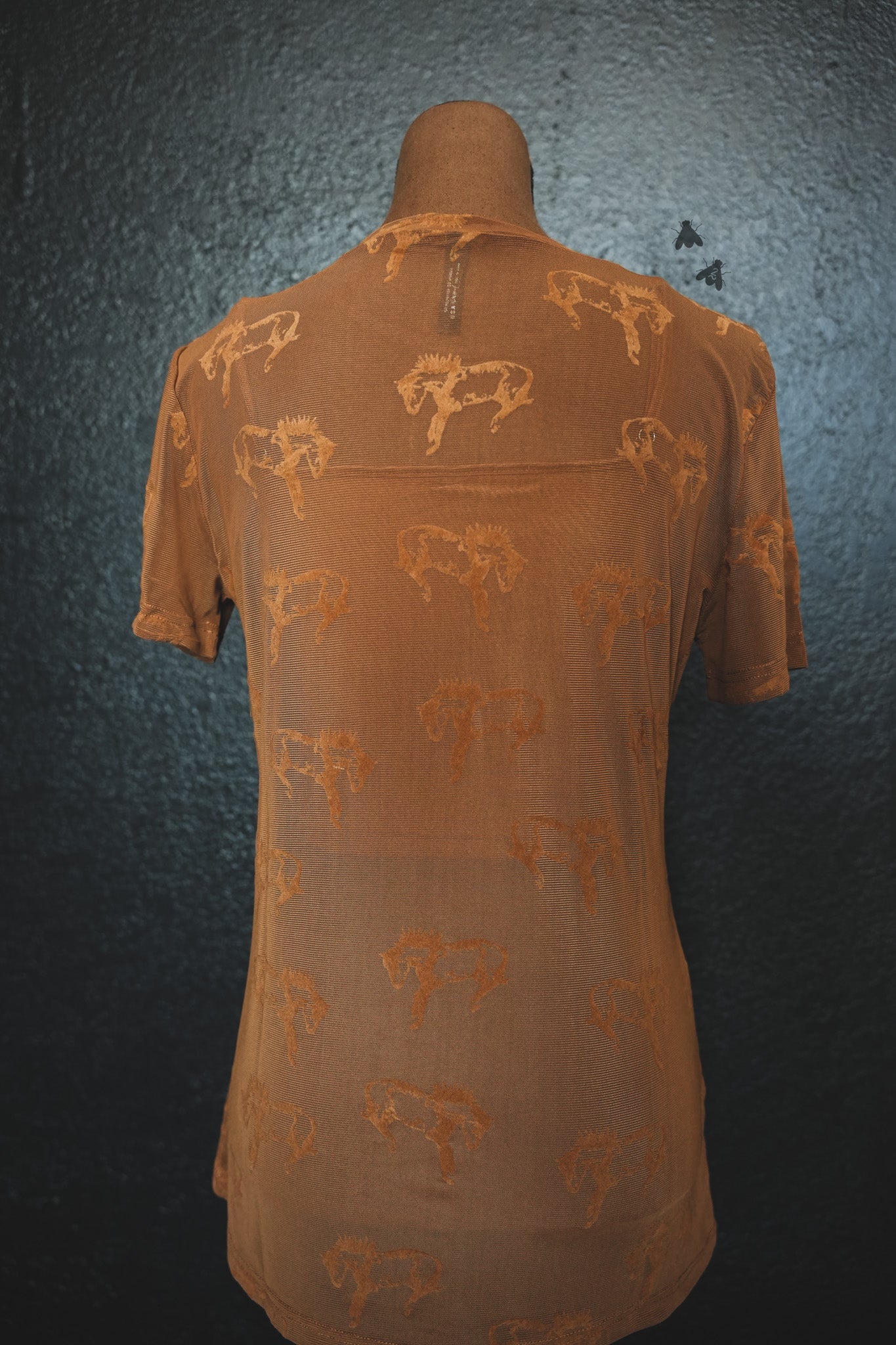 Buck Fifty Mesh T Shirt in Saddle