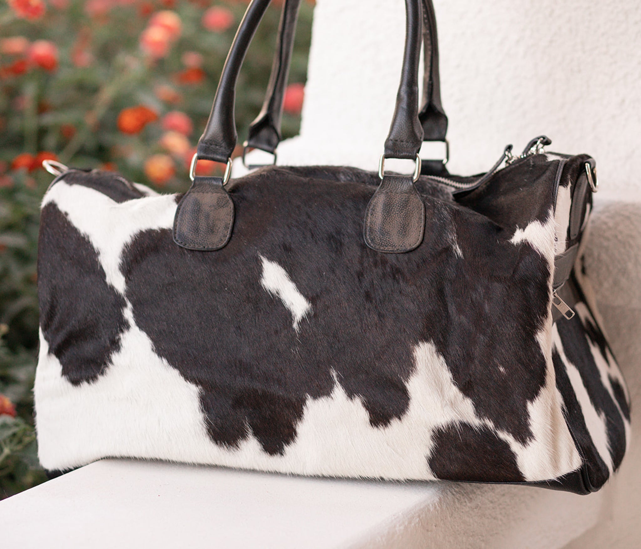 Black and White Genuine Cowhide Duffle Bag 