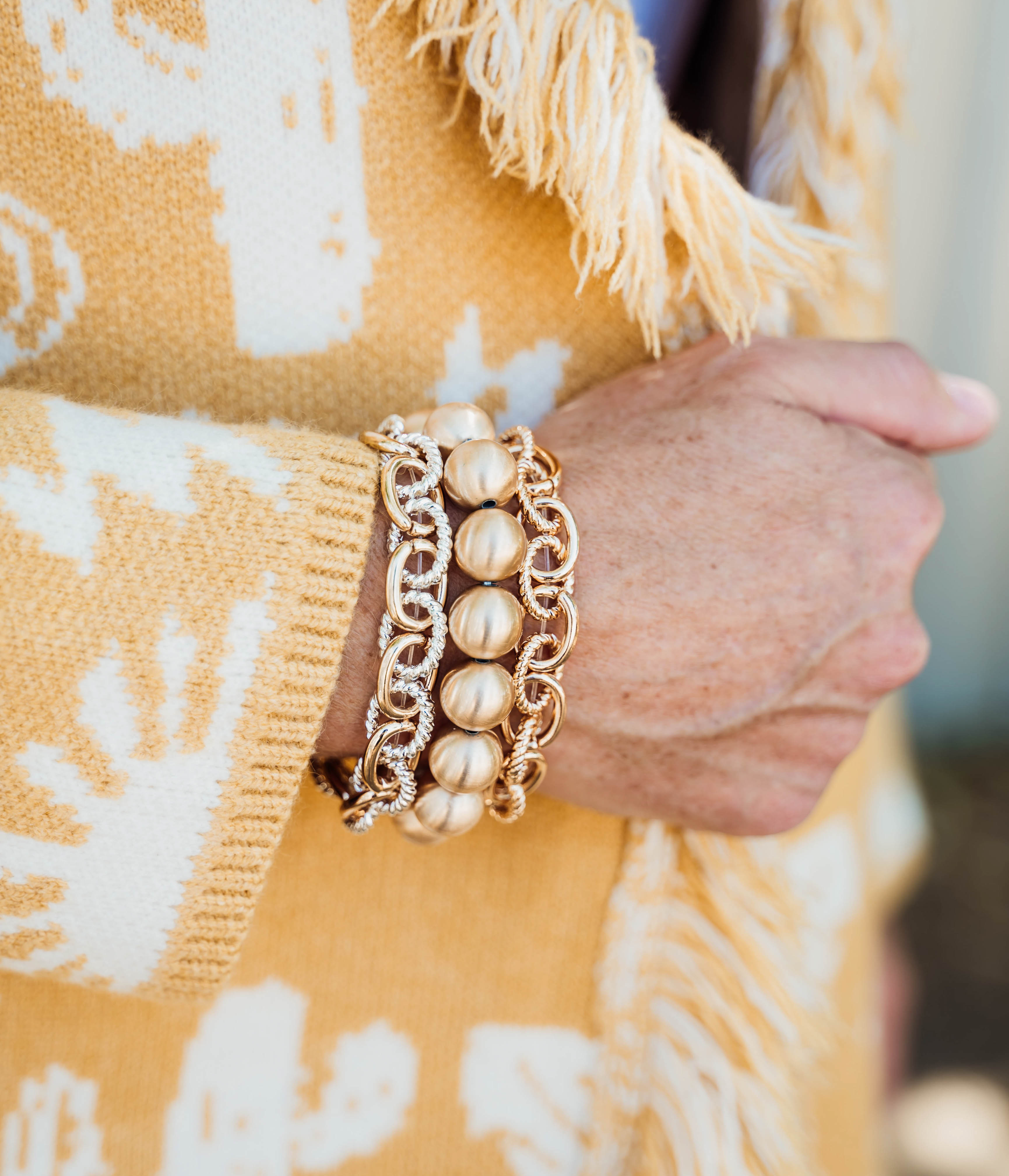 Ava Stretch Bracelet in Satin Gold