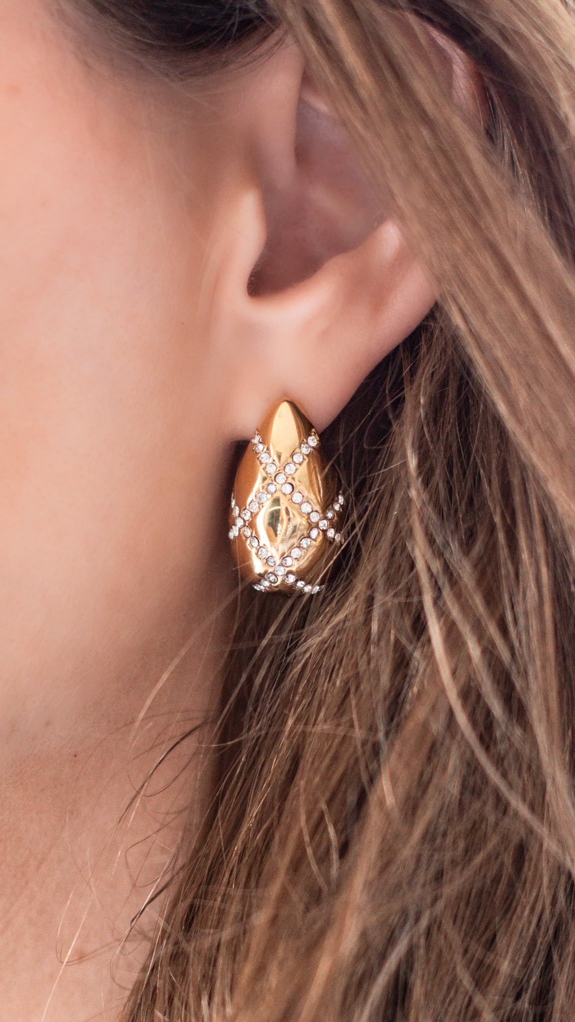 Glam Lauren Earrings in 18K Gold