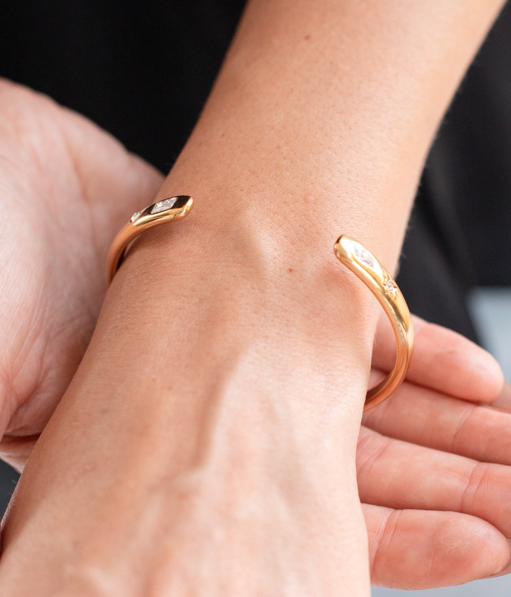 Jordan Open Bangle in 18K Gold