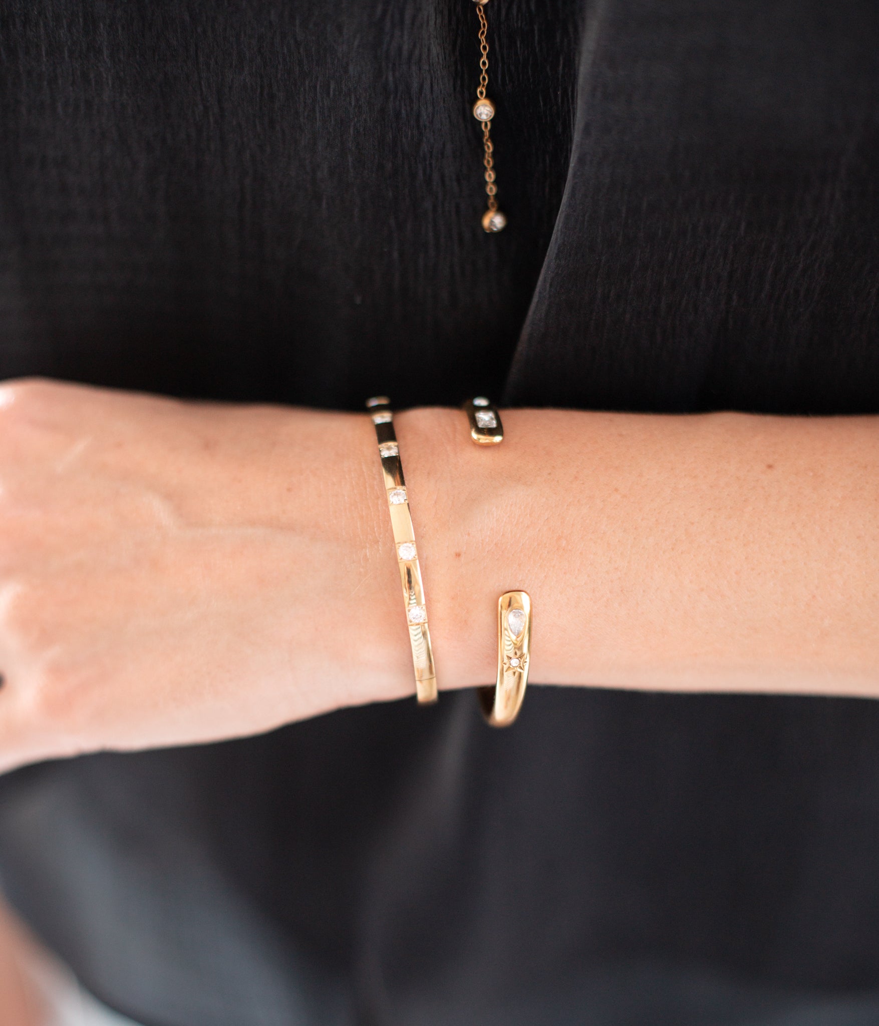 Jordan Open Bangle in 18K Gold