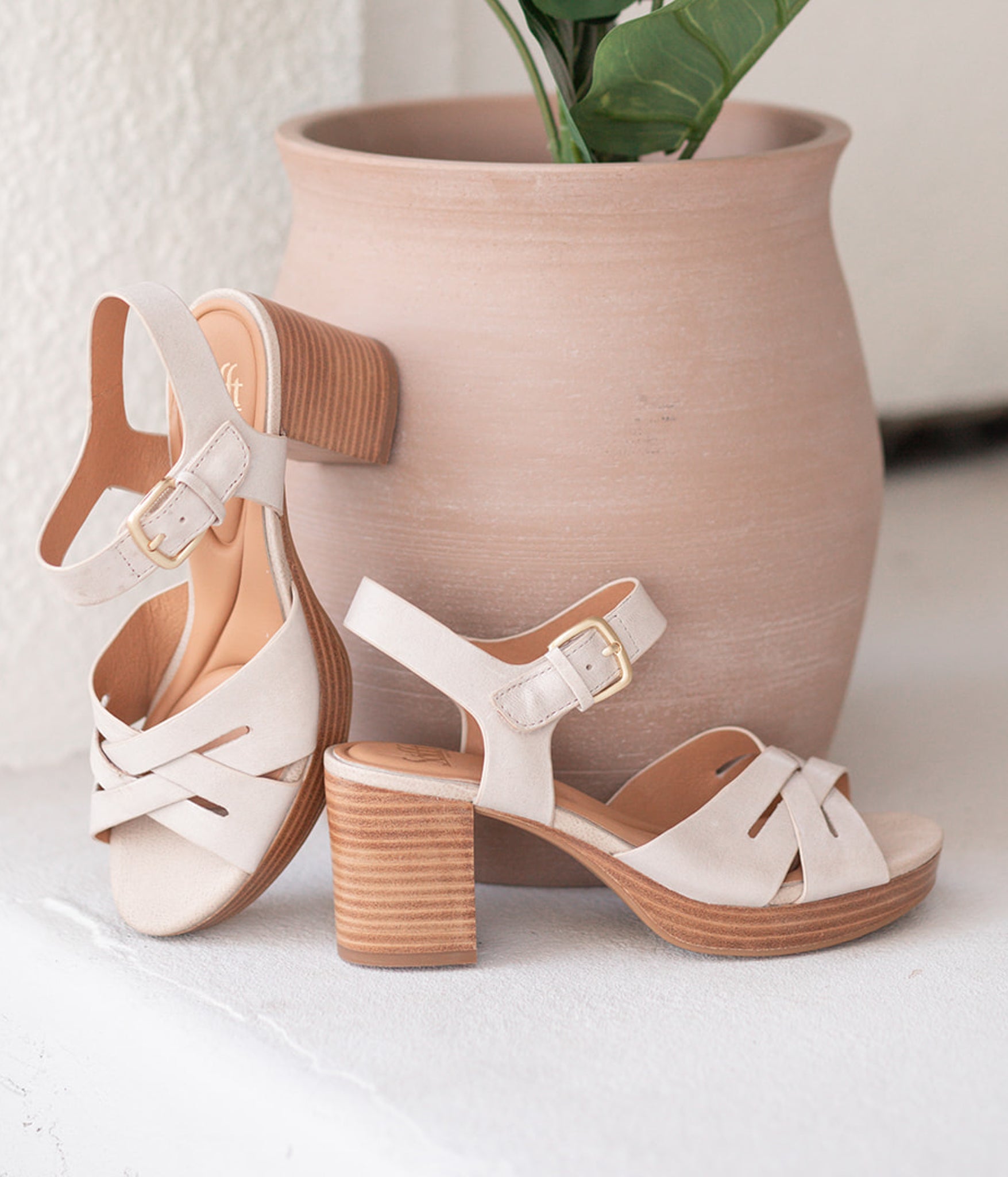 Lacie Italian Leather Heeled Platform Sandal in Tapioca Grey by Sofft Shoes