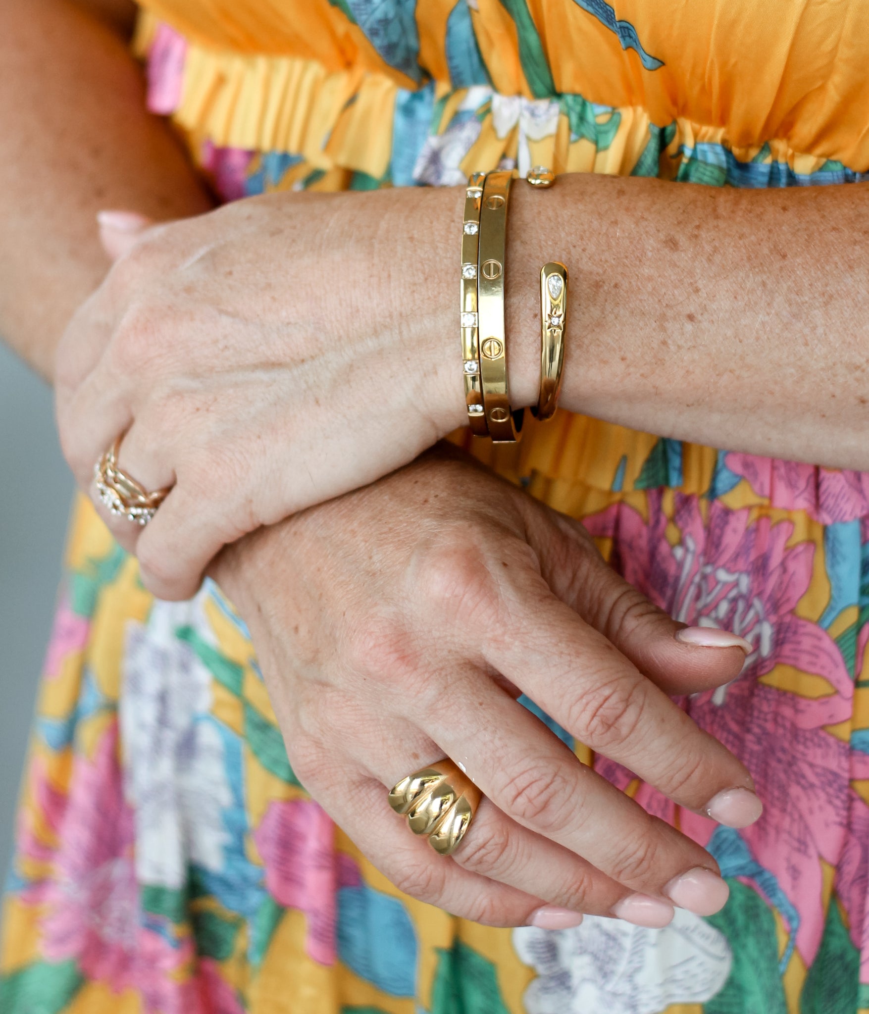 Large 18K Gold Plated Shell Ring by Chansutt Pearls