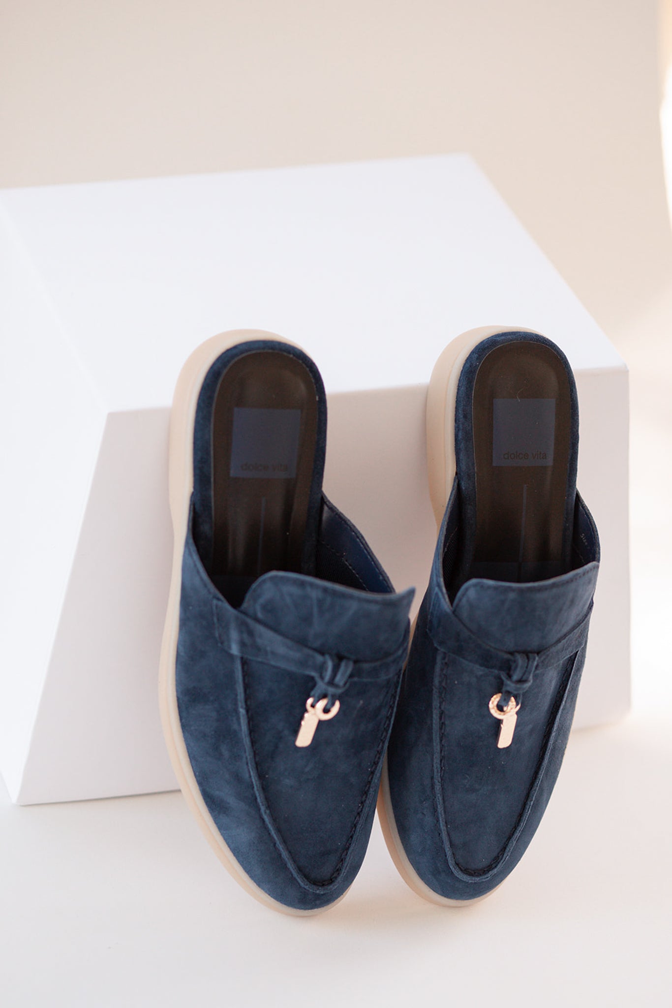 Dolce Vita Lasail Flats in Navy Blue SuedeDolce Vita Lasail Flats in Navy Blue Suede