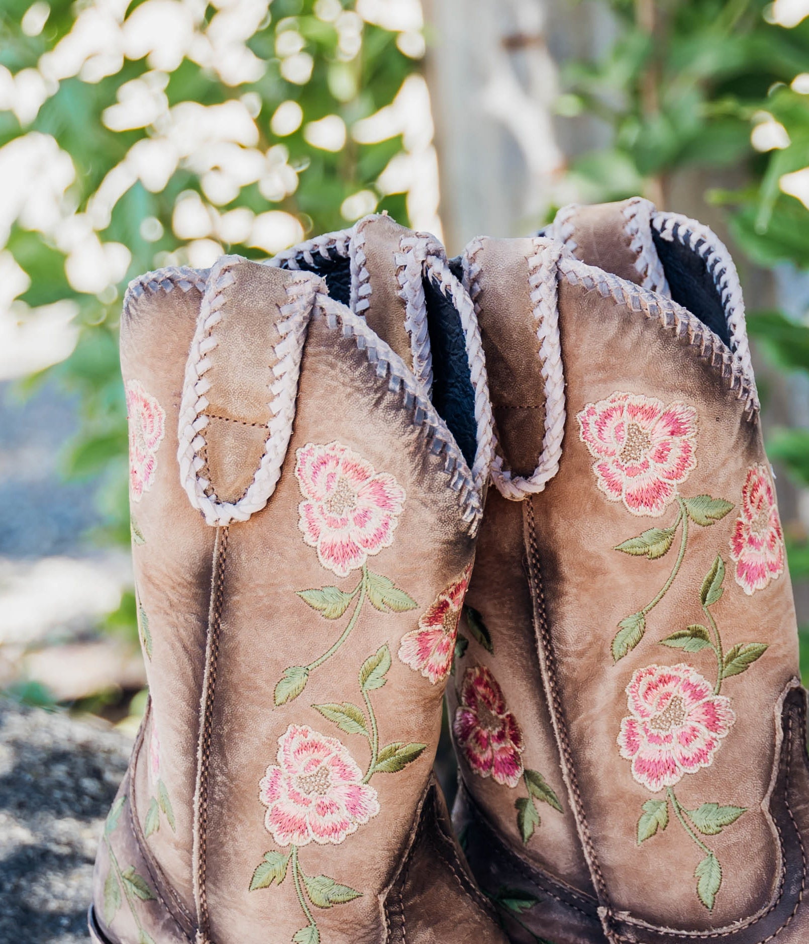 Vicky Floral Tan Boots