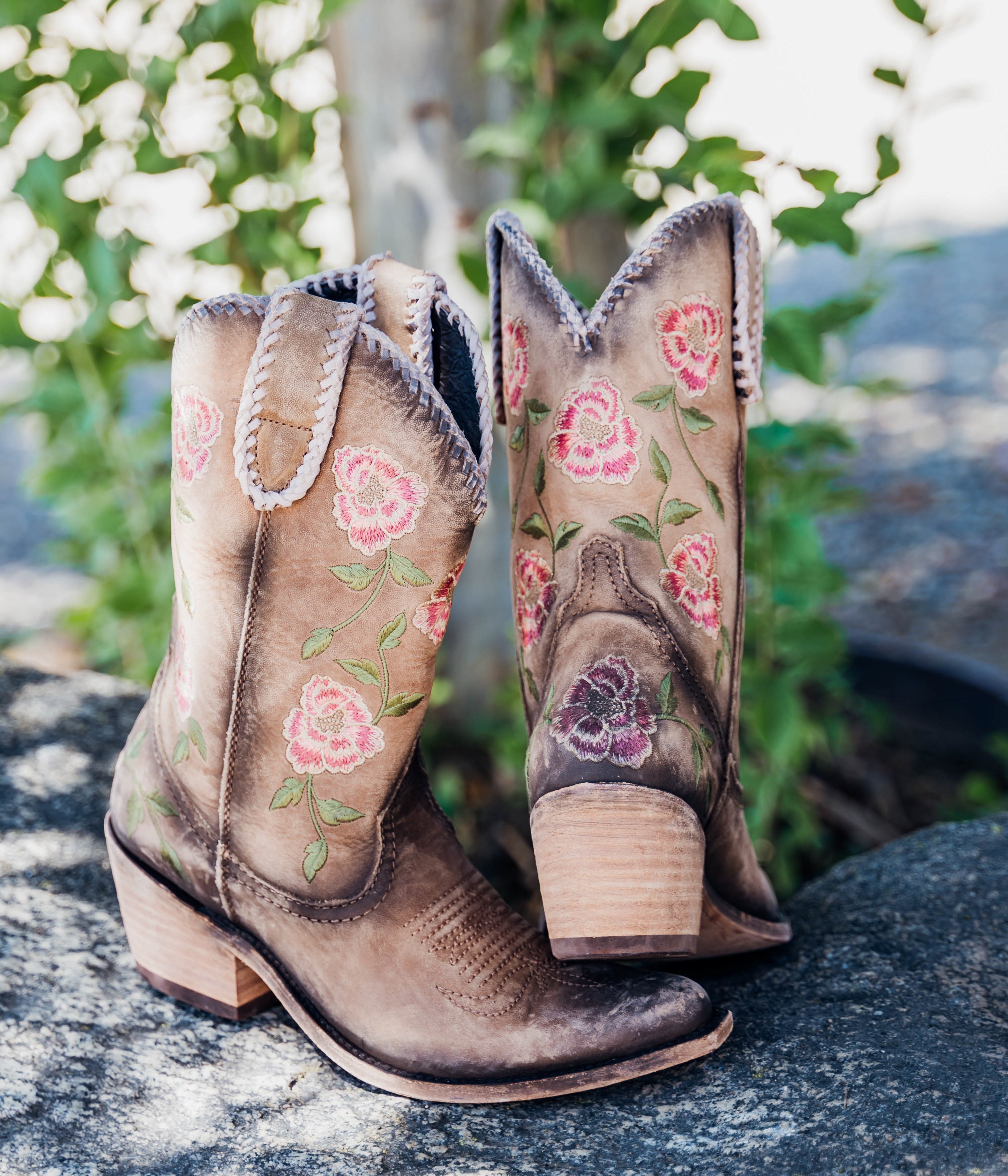 Vicky Floral Tan Boots